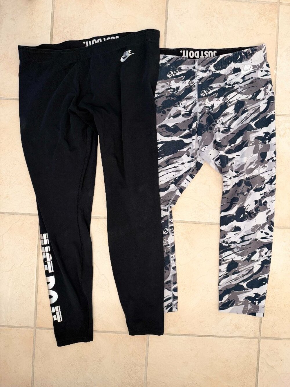 Bundle: Nike Fitness Leggings, XL